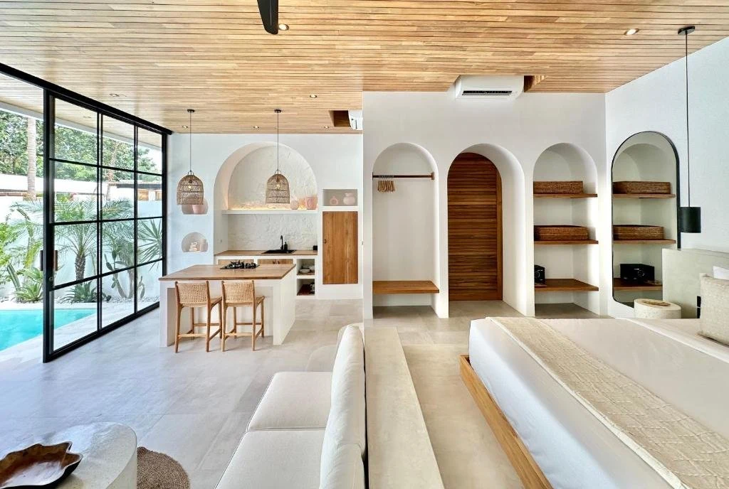 Indonesian property — uluwatu interior